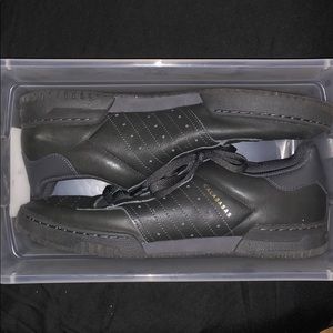 Adidas Yeezy Calabasas Black